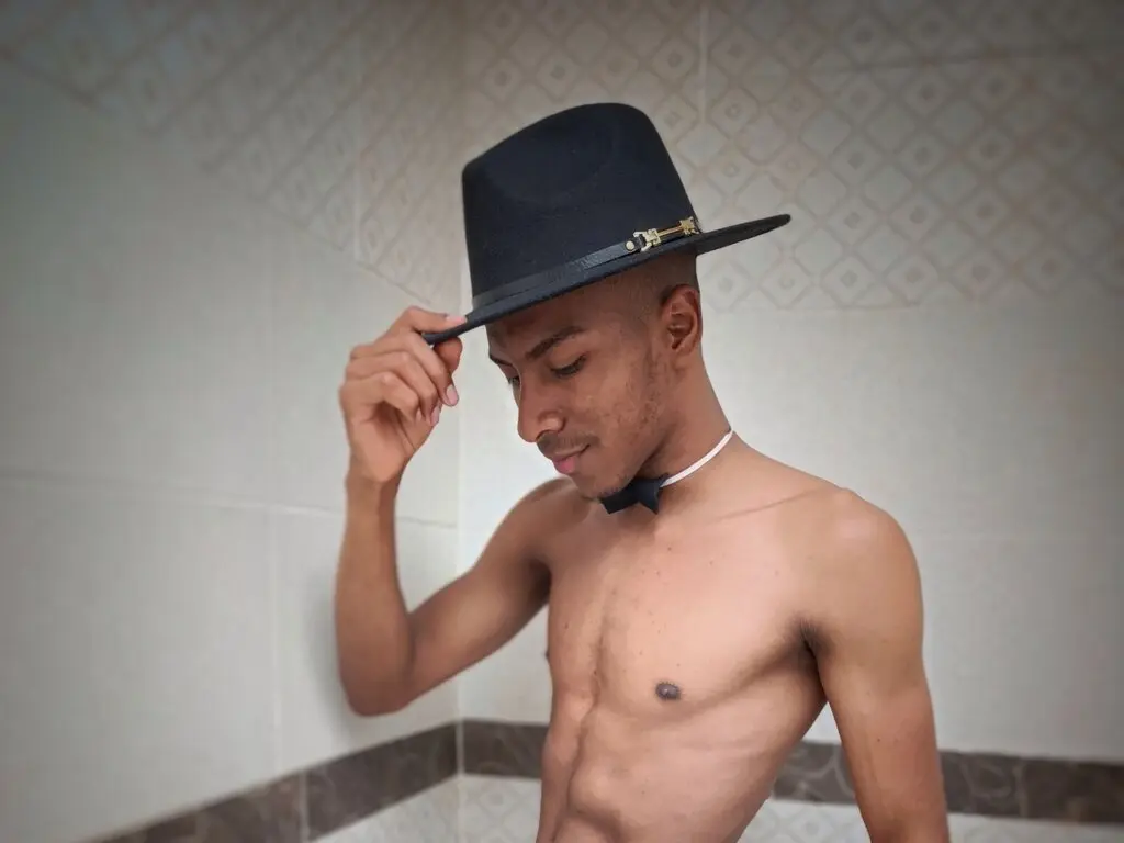 CharlieNeithan Cumshow Vip